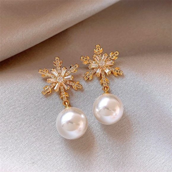 GOLICC Jewelry - GOLICC Christmas Snowflake Pearl Earrings